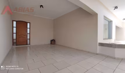 Casa Sobrado em Jardim Mercedes - São Carlos, SP