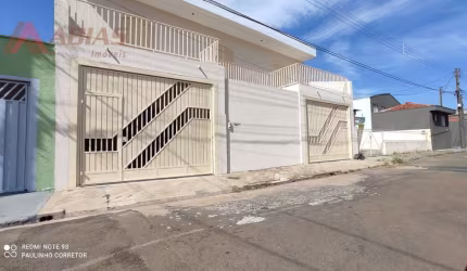 Casa Sobrado em Jardim Mercedes - São Carlos, SP