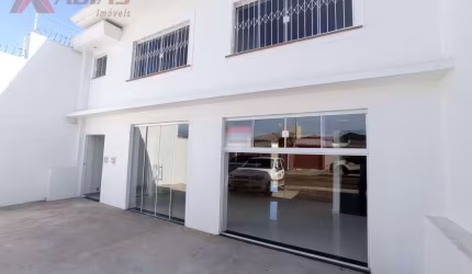 Prédio Inteiro em Centro - São Carlos, SP