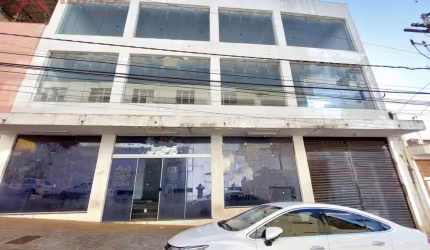 Prédio Inteiro em Núcleo Residencial Silvio Vilari - São Carlos, SP