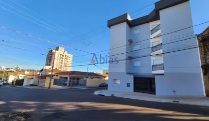 Apartamento em Cidade Jardim - São Carlos, SP por 360000