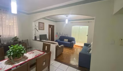 Casa em Jardim Cruzeiro do Sul - São Carlos
