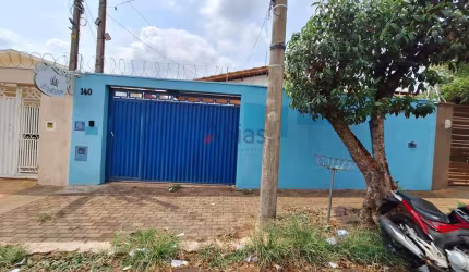 Casa Comercial para Locação em Jardim Santa Paula - 230m²