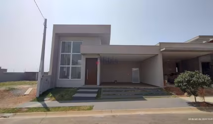 Casa à Venda em São Carlos: 3 Dormitórios e 1 Suíte