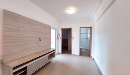 Apartamento em Jardim Lutfalla - São Carlos, SP
