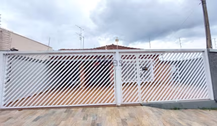 Casa em Jardim São Carlos - São Carlos, SP