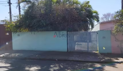 Casa à Venda em São Carlos: 3 Dormitórios e 150m² por R$452.000
