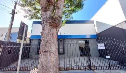 Casa Comercial em Jardim Bethânia - São Carlos, SP