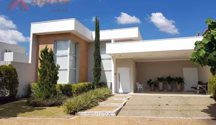 Casa de Condominio em Village Damha III - São Carlos, SP
