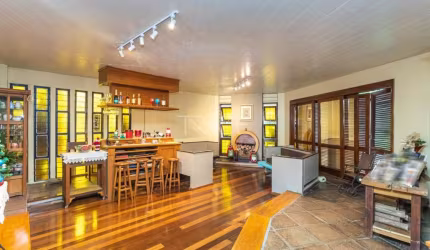 Casa com 4 quartos à venda na Rua Gregório da Fonseca, 400, Nonoai, Porto Alegre por R$ 650.000