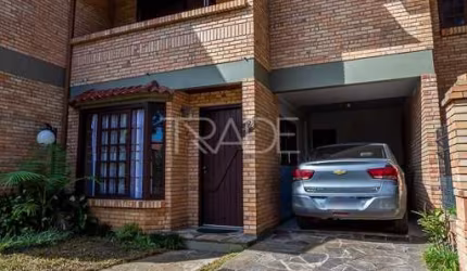 Casa com 3 quartos à venda na Rua José Kanan Aranha, 42, Jardim Isabel, Porto Alegre por R$ 795.000