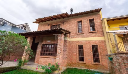 Casa com 3 quartos à venda na Avenida Tramandaí, 1152, Ipanema, Porto Alegre por R$ 790.000