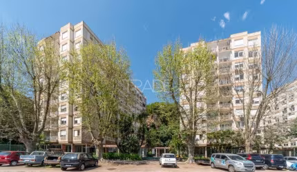 Apartamento com 2 quartos à venda na Avenida Guaíba, 3400, Vila Assunção, Porto Alegre por R$ 210.000