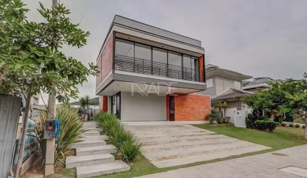 Casa em condomínio fechado com 4 quartos à venda na Estrada das Três Meninas, 2000, Vila Nova, Porto Alegre por R$ 2.490.000