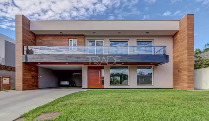 Casa em condomínio fechado com 5 quartos à venda na Avenida Juca Batista, 8000, Belém Novo, Porto Alegre por R$ 5.660.000