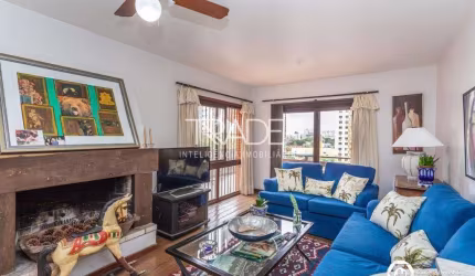 Apartamento com 3 quartos à venda na Rua Doutor Castro de Menezes, 290, Vila Assunção, Porto Alegre por R$ 1.200.000