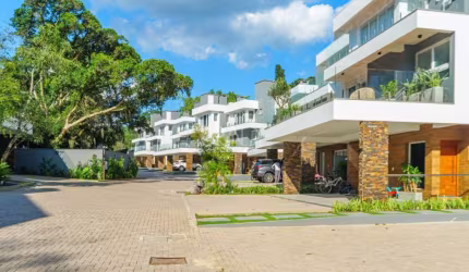 Casa em condomínio fechado com 3 quartos à venda na Avenida Coronel Marcos, 1239, Pedra Redonda, Porto Alegre por R$ 2.790.000