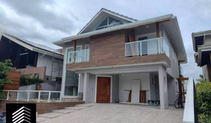 Sobrado com 5 dormitórios à venda, 218 m² por R$ 1.950.000,00 - Bougainvillee III - Peruíbe/SP