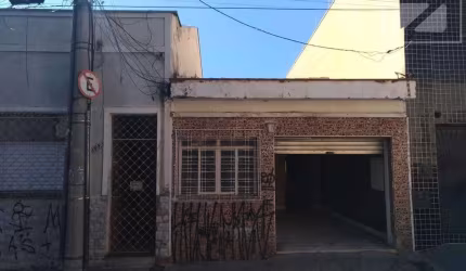 Casa à venda com 126,04 m², 3 quartos 1 vaga em Centro, Campinas