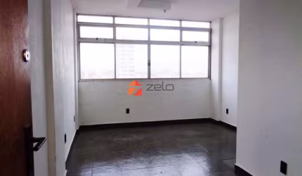 Sala à venda com 27 m², em Centro, Campinas
