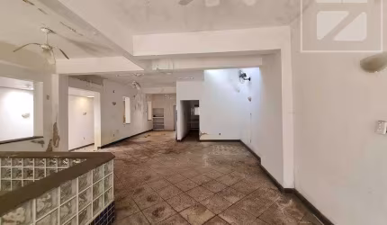 Casa para aluguel com 220 m², 1 quarto em Centro, Campinas