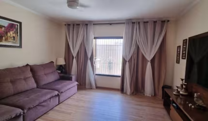 Casa à venda com 180 m², 3 quartos 5 vagas em Parque Fazendinha, Campinas