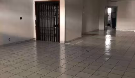 Salão para aluguel com 146 m², em Centro, Campinas