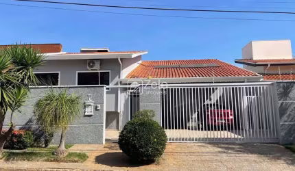 Casa à venda com 337 m², 4 quartos 4 vagas em Parque Alto Taquaral, Campinas