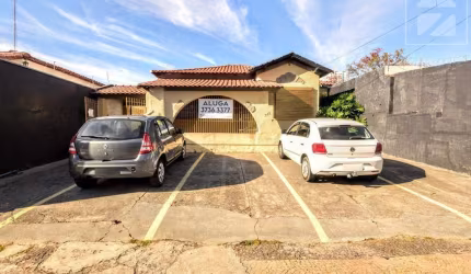 Casa à venda com 170 m², 5 quartos 5 vagas em Bosque, Campinas