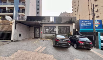 Casa para aluguel com 181,4 m², 3 quartos 4 vagas em Cambuí, Campinas