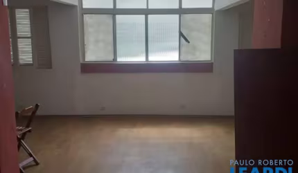 CASA ASSOBRADADA - SANTO AMARO - SP
