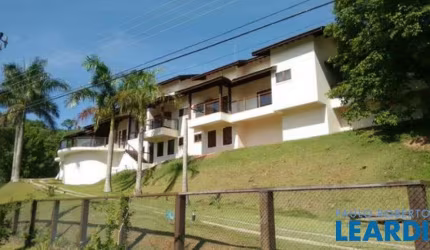 CASA EM CONDOMÍNIO - IVOTURUCAIA - SP
