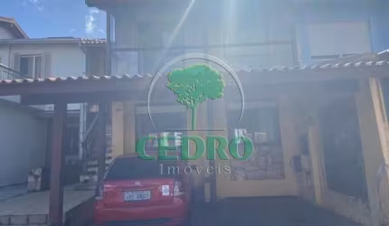 Casa em condomínio fechado com 4 quartos à venda na Rua Martim Afonso, 115, Santo Antônio, Porto Alegre por R$ 750.000