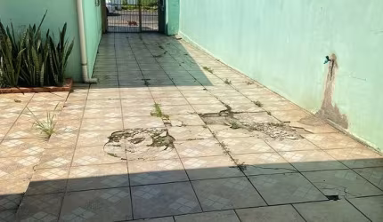 Casa de 60 m², com 02 dormitórios, para venda