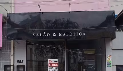 Loja de 120 m², com dois andares, para aluguel