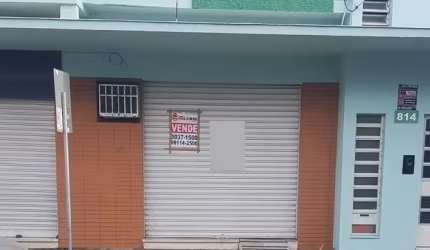 Sala comercial de 28 m², para venda