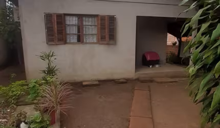 Casa de 130 m², com 03 dormitórios (sendo um deles uma suíte), para venda