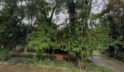 Terreno de 890,43 m² para venda