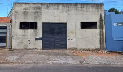 Pavilhão de 450 m² para alugar