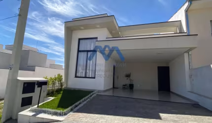 Linda Casa Térrea à Venda!
