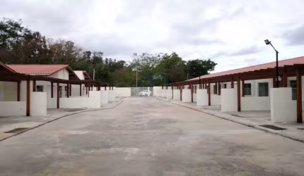 Casa em Condomínio para Venda em Parque Vitória Régia Sorocaba-SP