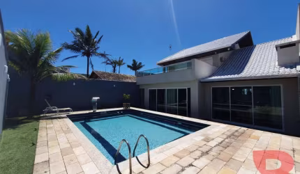 LINDO IMÓVEL FRENTE MAR COM UMA VISTA DESLUMBRANTE! LOCALIZADO NA AV. BEIRA MAR 1 (ENTRE AS RUAS 340/350)