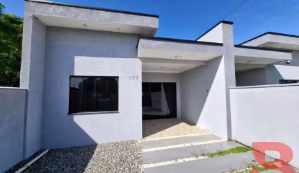 CASA NOVA APENAS 370 METROS DO MAR COM 03 QUARTOS (01 SUÍTE),  BAIRRO PONTAL DO NORTE NA PRAIA DE ITAPOÁ/SC