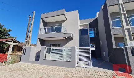 SOBRADOS NOVOS COM ÓTIMO PADRÃO DE ACABAMENTO-APENAS 330MTRS DA PRAIA