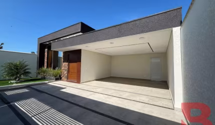 Imperdível casa para venda na Barra do Saí, Itapoá-SC: 3 quartos, 1 suíte, 2 salas, 3 banheiros, 4 vagas de garagem, 184,95 m².
