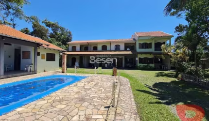 ÁREA DE 768M2 - QUADRA DO MAR - BALNEÁRIO PRINCESA DO MAR - COM 04 SOBRADOS