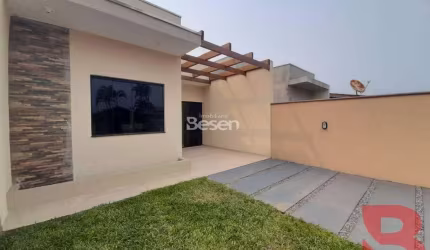 OPÇÃO DE CASA NA PRAIA DE ITAPOÁ VALOR PROMOCIONAL, COM 03 QUARTOS, SALA, COZINHA, GARAGEM ATE 03 CARROS, LOCALIZADA PROXIMO AO CENTRO COMERCIAL