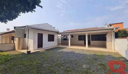 ÓTIMA CASA LOCALIZADA NO BAL.CAMBIJU ENTRE AS RUA 600/610