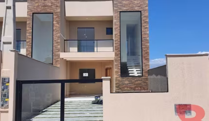 SOBRADO NOVO COM PISCINA - APENAS 300 METROS DA PRAIA! COM 03 DORMITÓRIOS (SENDO 01 SUÍTE)