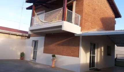 Casa à venda em Paulínia, Jardim Vista Alegre, com 3 suítes, com 180 m²